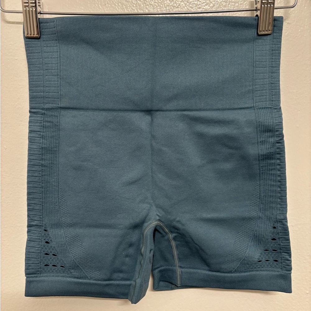 Women’s Seamless Blue Bike Shorts